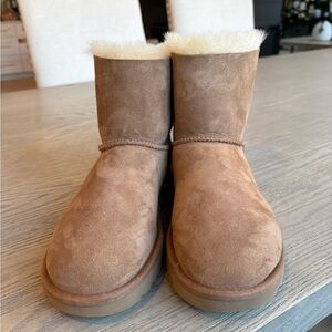 UGG Chestnut Bailey Bow Uggs